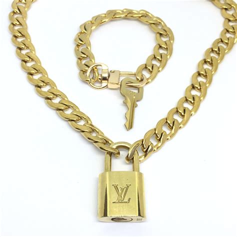 louis vuitton key and lock necklace|louis vuitton locket necklace.